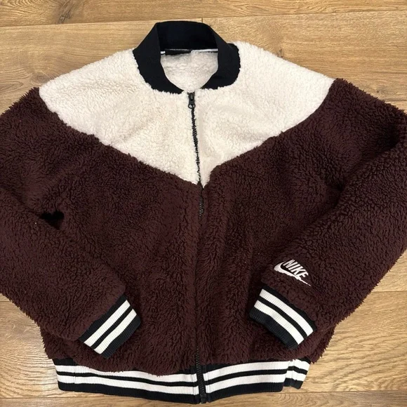 Nike Bomber Wolf Sherpa Teddy Bear Full Zip Bomber Jacket Womens Size M  Purple